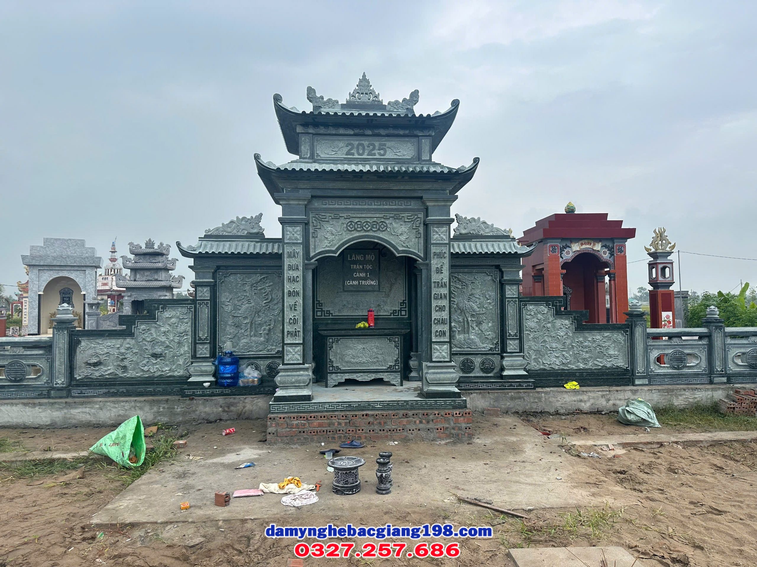 Lăng mộ đá đẹp Lăng mộ đá đẹp