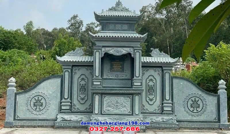 Lăng mộ đá xanh rêu