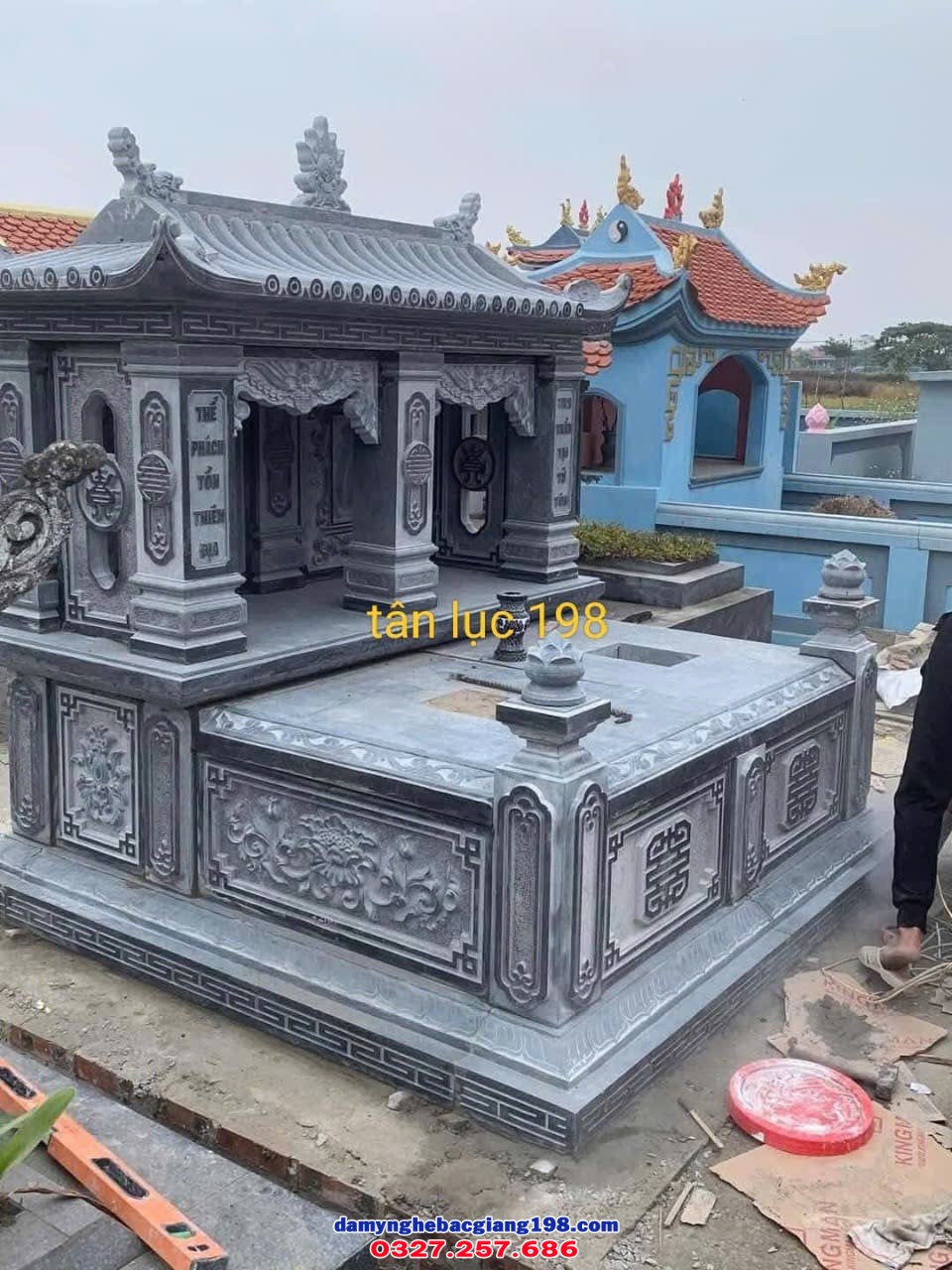 Mộ đá nguyên khối