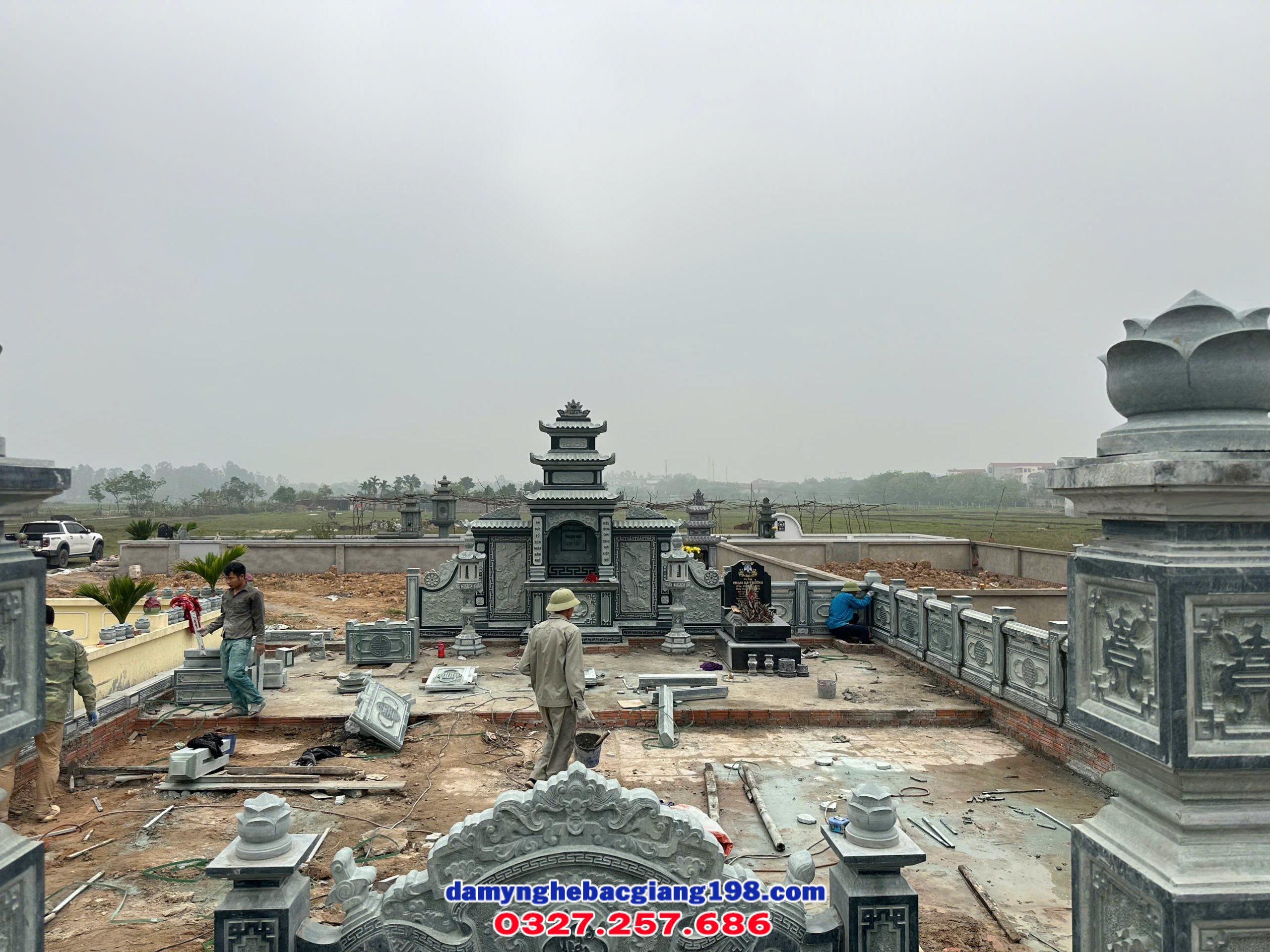 Lăng mộ đá Lăng mộ đá