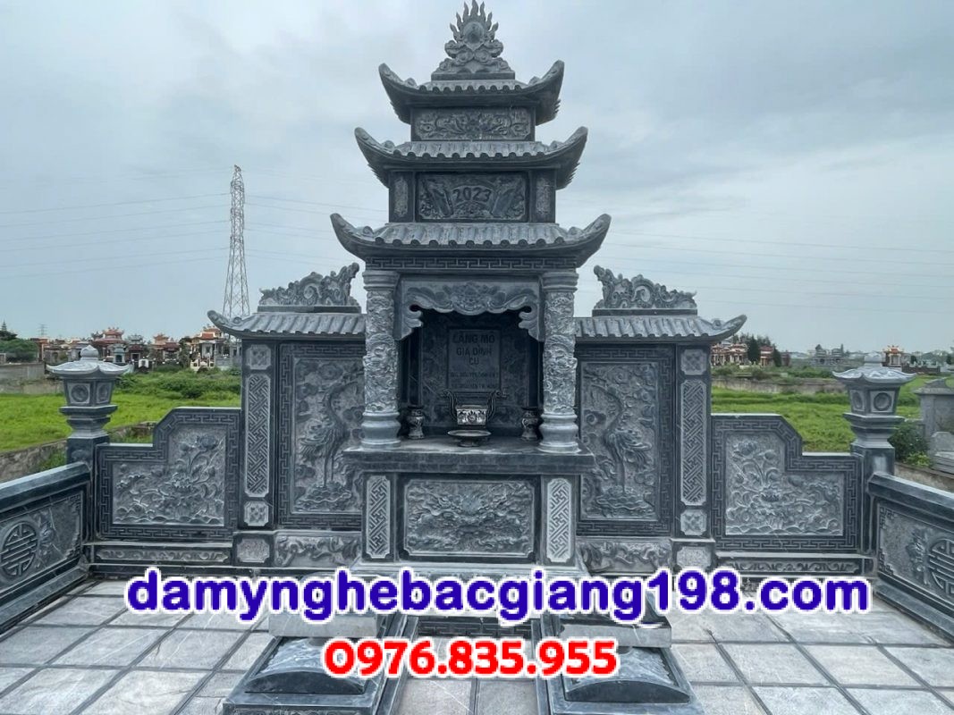 khu lăng mộ bằng đá xanh