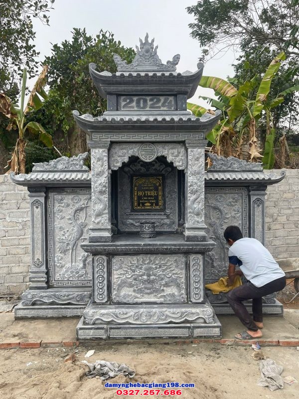 Lăng thờ