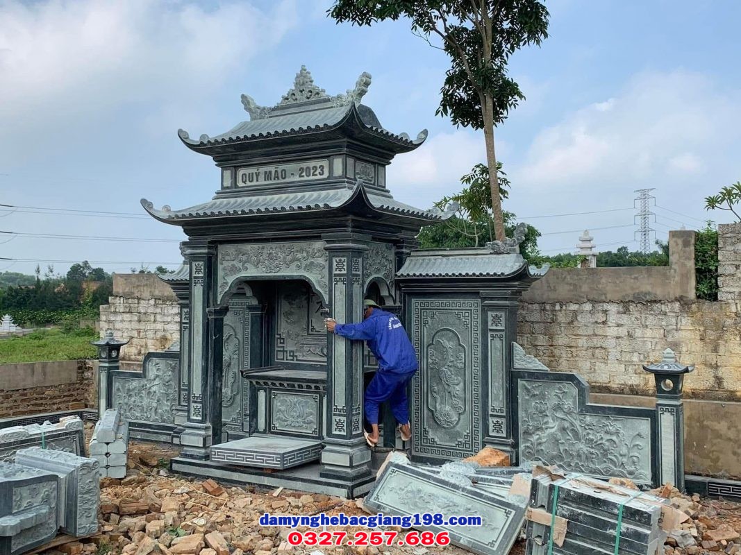 Lăng mộ đá xanh