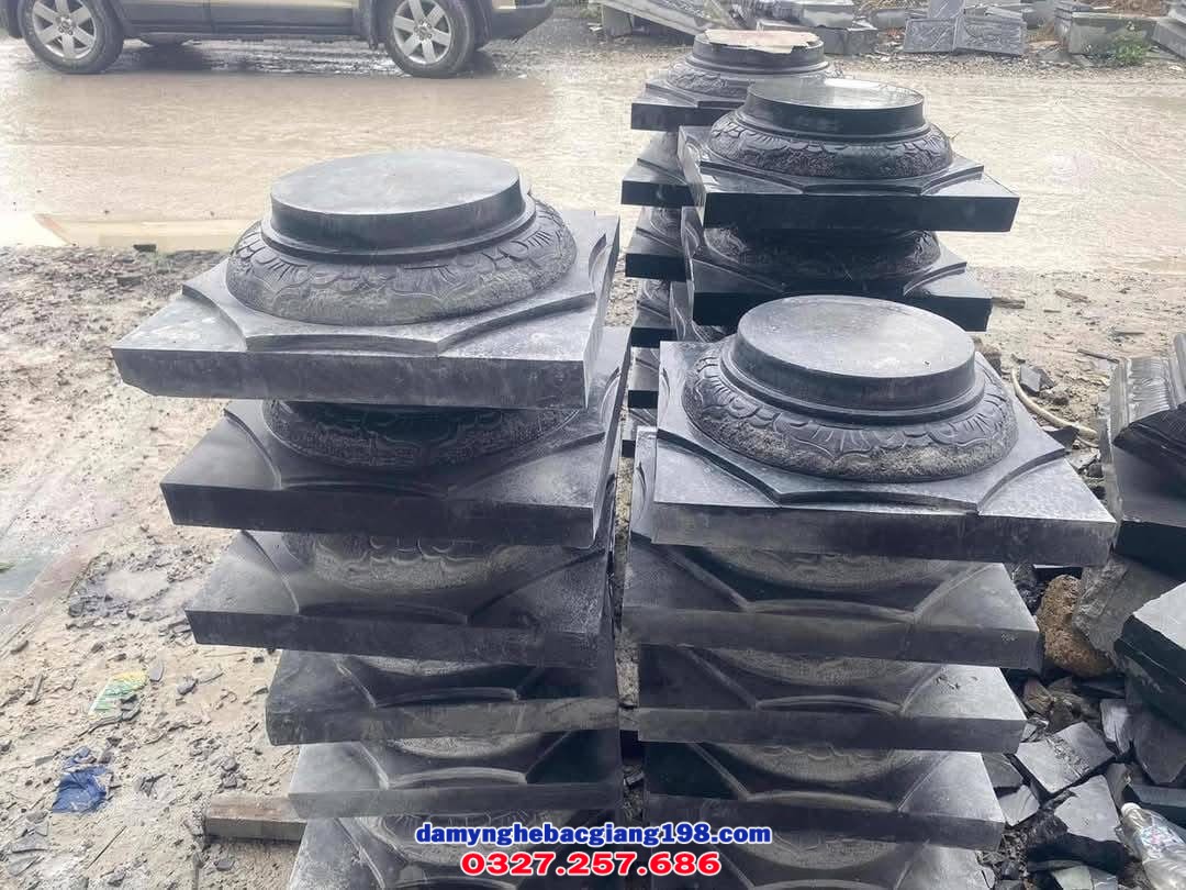 Chân tảng đá tại Bắc Giang