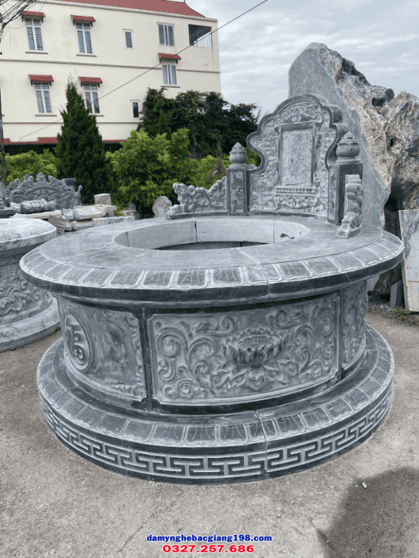 Mẫu mộ đá tròn