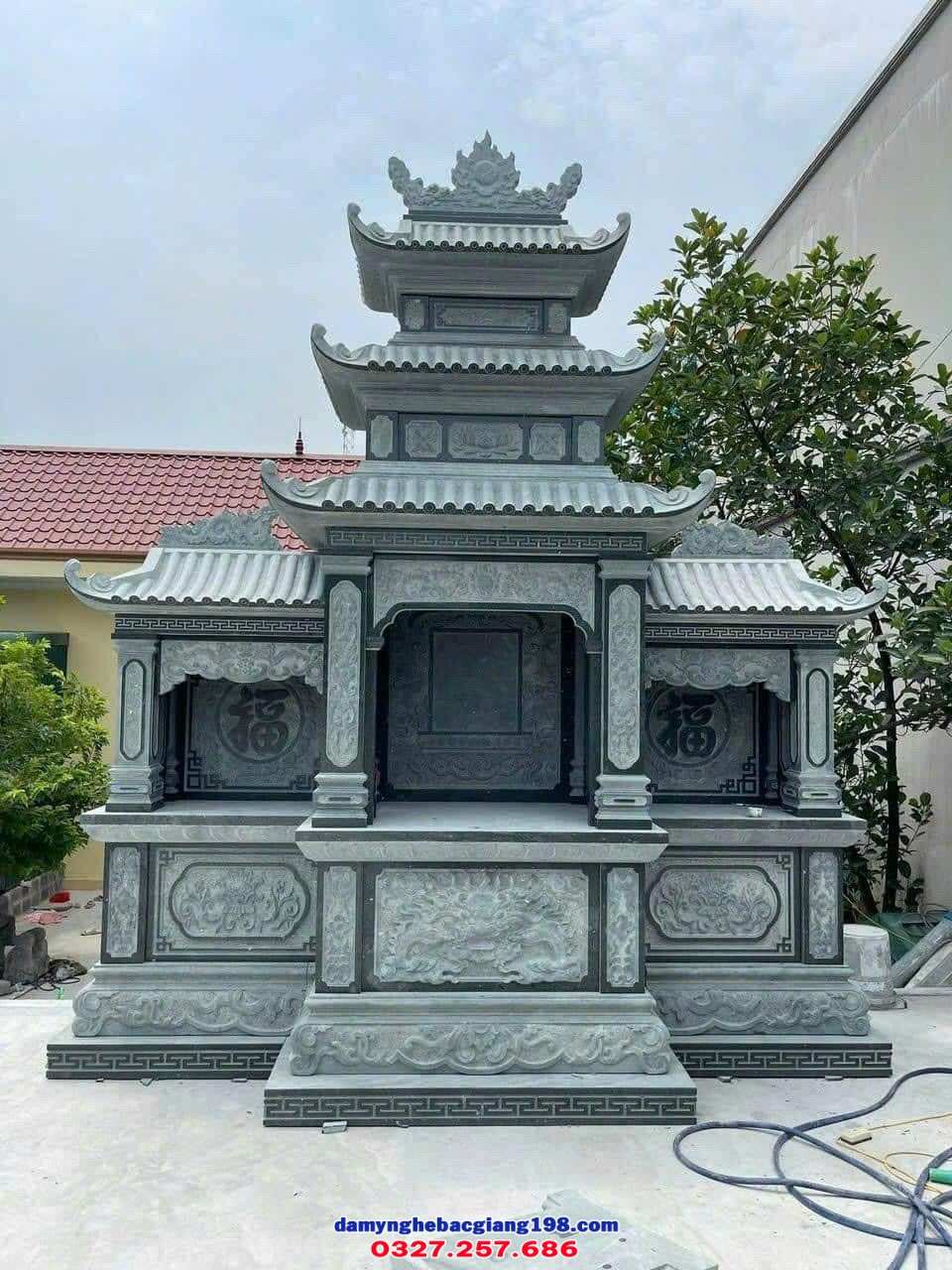 Phân tích nghệ thuật điêu khắc tại khu lăng mộ đá xanh rêu