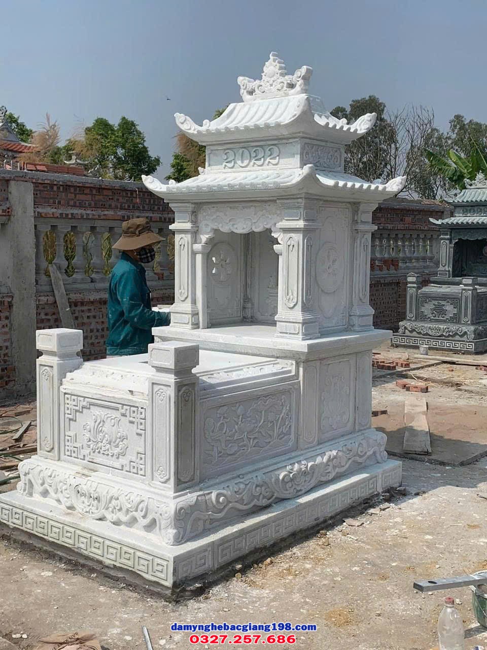 Mẫu lăng mộ hiện đại